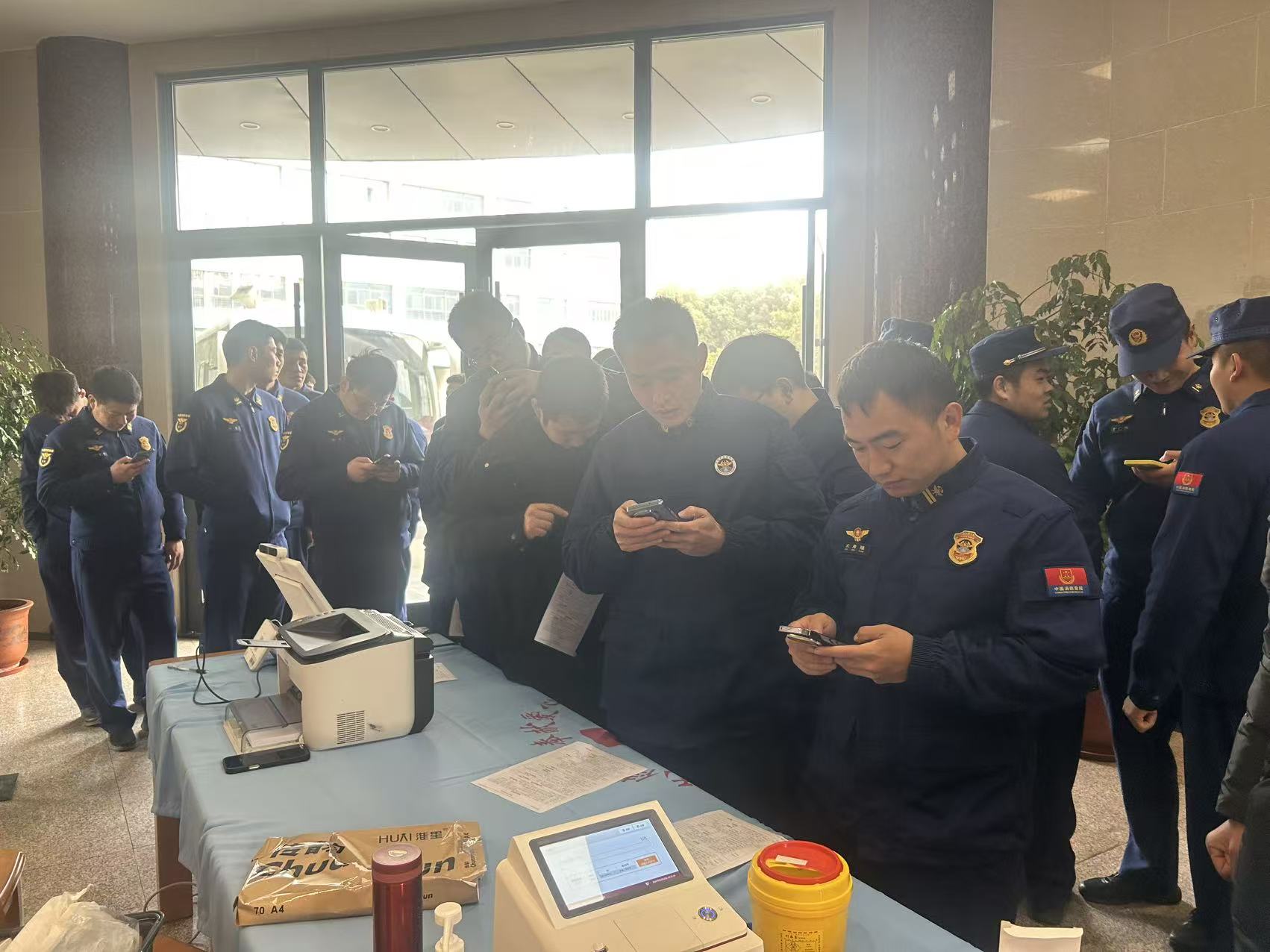 “赴汤蹈火”之外的温情 (4)